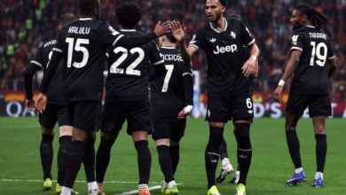 يوفنتوس يجتمع في غرفة خلع الملابس بعد الخسارة المفجعة أمام غلطة سراي