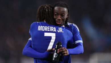 ستراسبورغ ينهي سلسلة انتصارات ليون بـ 3-1 ويصعد للمراكز الأوروبية